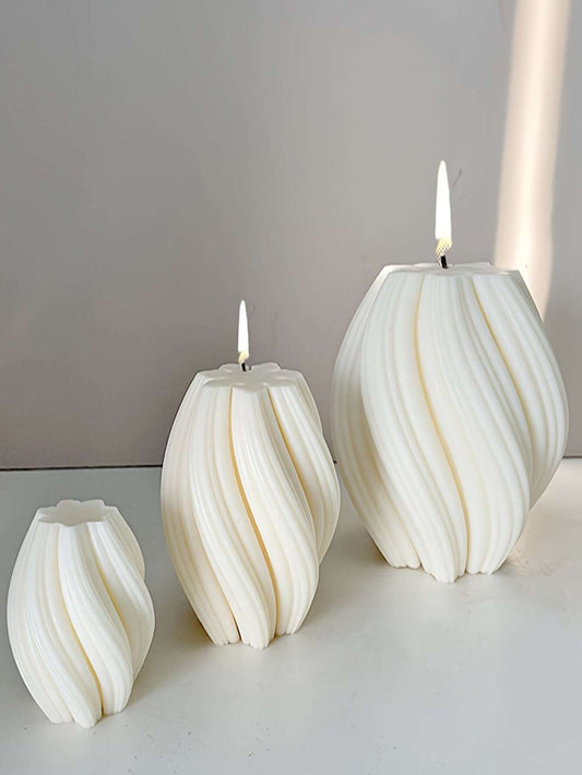 3D Swirl Pillar Candle