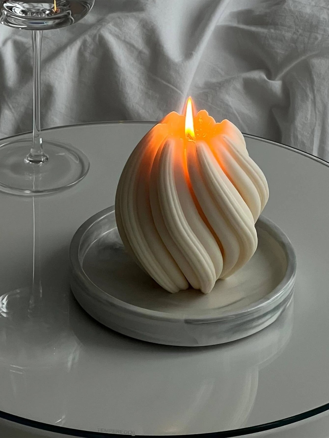 3D Swirl Pillar Candle