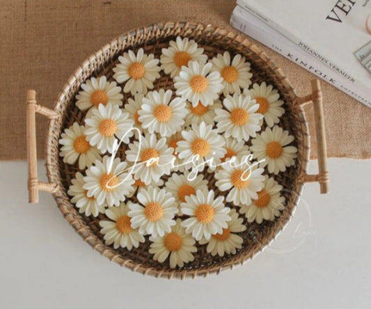 Floating Daisy Candles